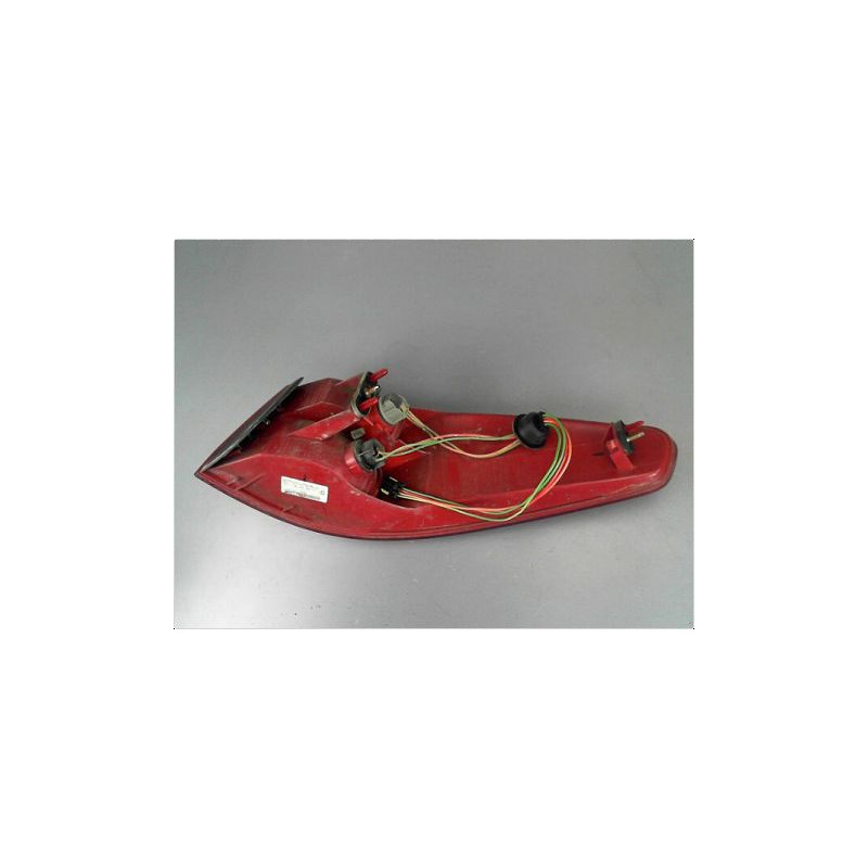 FEU ARRIERE GAUCHE  PEUGEOT 607 PH2 04-12