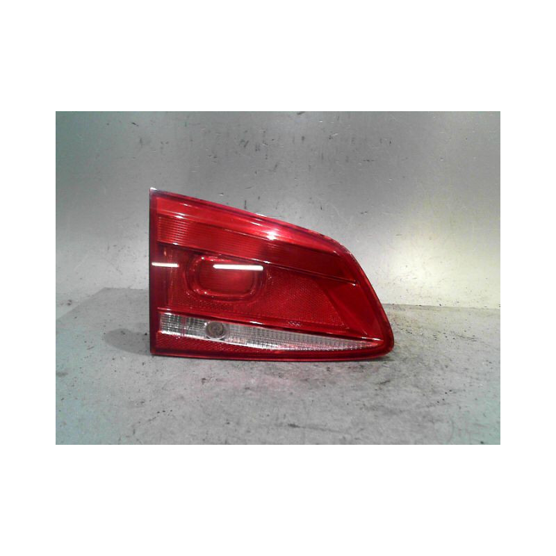 FEU ARRIERE INTERIEUR GAUCHE VOLKSWAGEN PASSAT