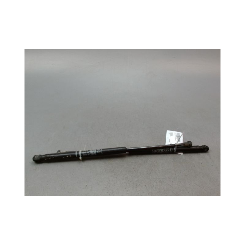 VERIN HAYON G ALFA ROMEO 147 Phase 2 2004-2010