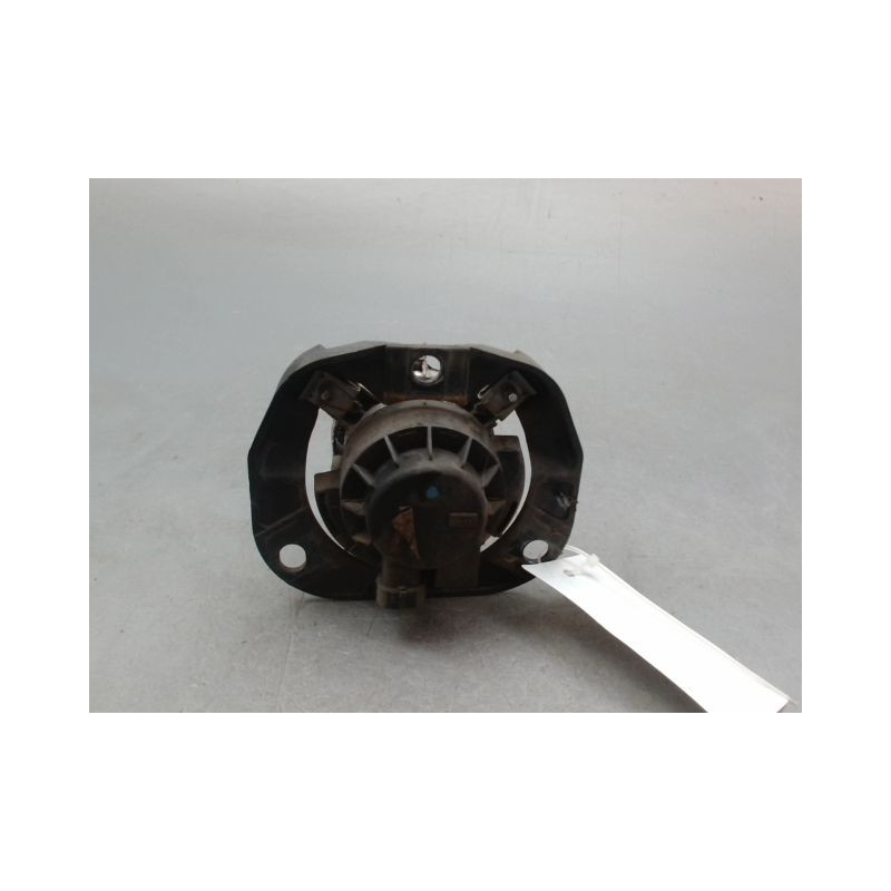 PHARE ANTIBROUILLARD AVANT GAUCHE ALFA ROMEO GUILIETTA 2010-