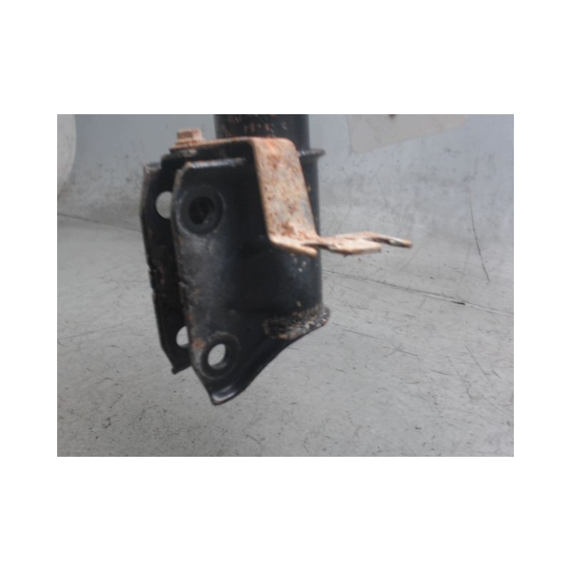 AMORTISSEUR AVANT GAUCHE DACIA DUSTER 2010-