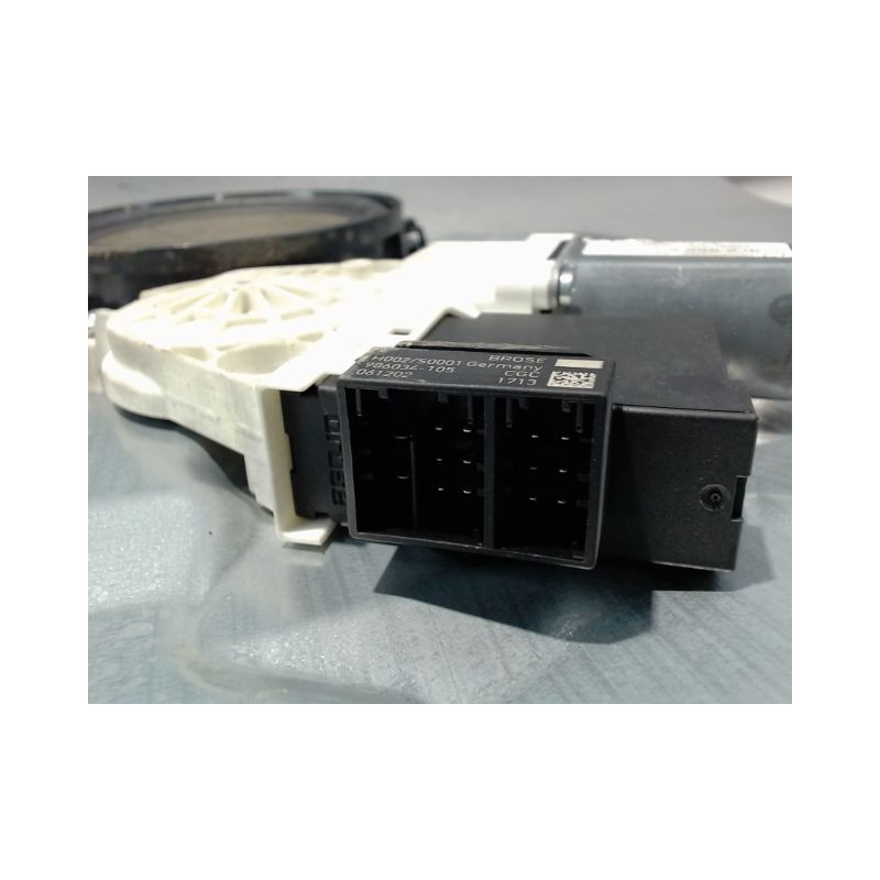 MECANISME+MOTEUR LEVE-GLACE AVANT DROIT SEAT IBIZA 2006-