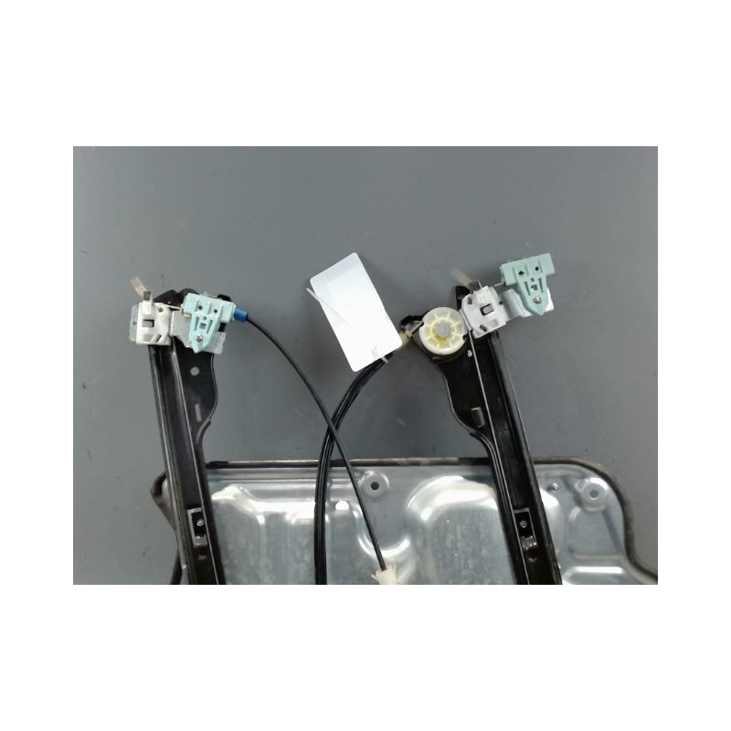 MECANISME+MOTEUR LEVE-GLACE AVANT DROIT NISSAN QHASQAI 2007-