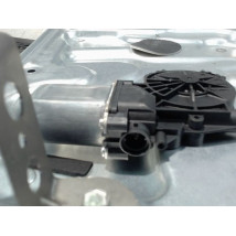 MECANISME+MOTEUR LEVE-GLACE AVANT DROIT NISSAN QHASQAI 2007-