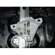 MECANISME+MOTEUR LEVE-GLACE AVANT GAUCHE MAZDA MAZDA 2