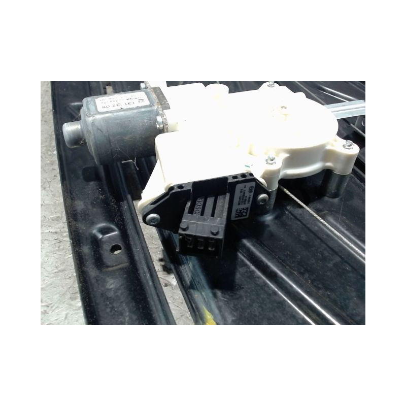 MECANISME+MOTEUR LEVE GLACE AILE ARRIERE DROIT OPEL ASTRA CABRIOLET 2006-