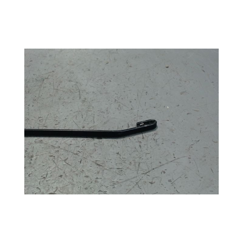 BRAS ESSUIE-GLACE AVANT GAUCHE DACIA SANDERO 2008-