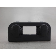 PRISE 12V AV KIA RIO