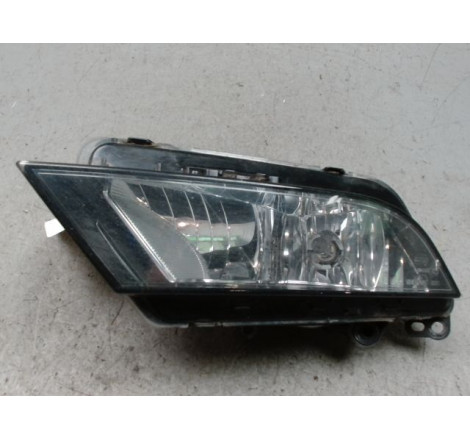 PHARE ANTIBROUILLARD AVG