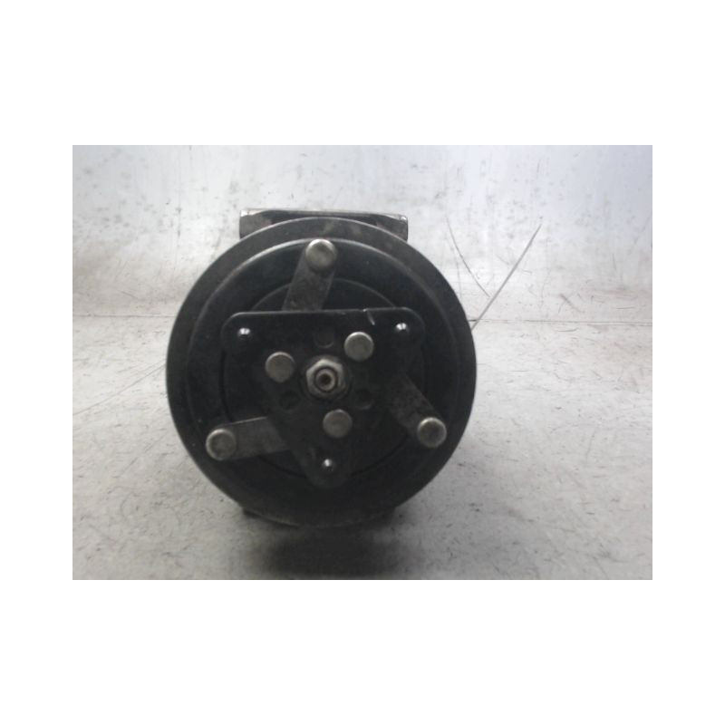 COMPRESSEUR AIR CONDITIONNE PEUGEOT 206 SW 02-06