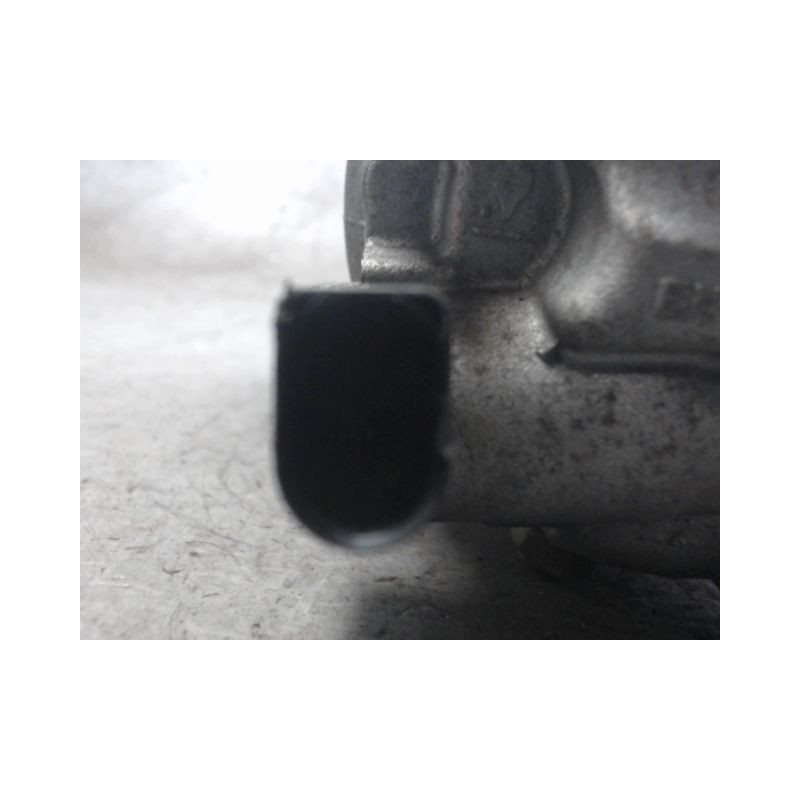 COMPRESSEUR AIR CONDITIONNE VOLKSWAGEN GOLF VI 2008-