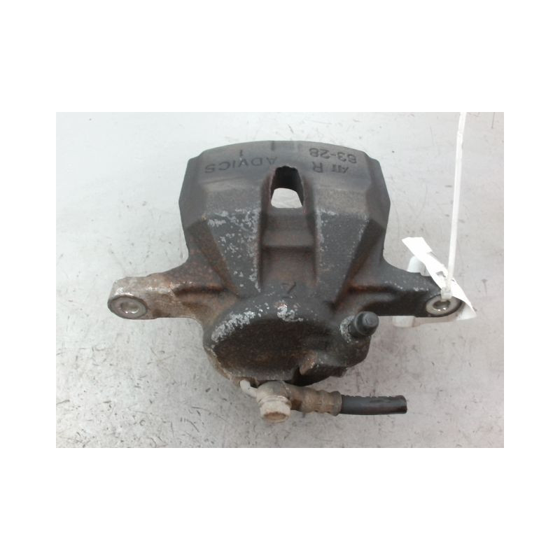 ETRIER DE FREIN AVANT DROIT TOYOTA RAV4 BREAK III Phase 1 2006-2009