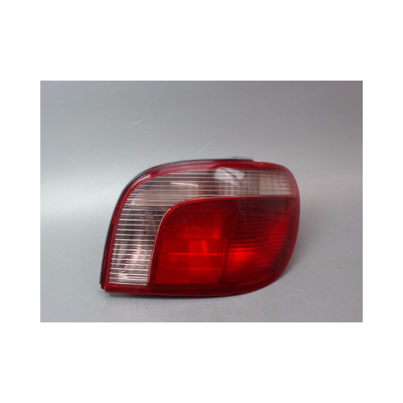 FEU ARRIERE DROIT TOYOTA YARIS I Phase 1 1999-2003