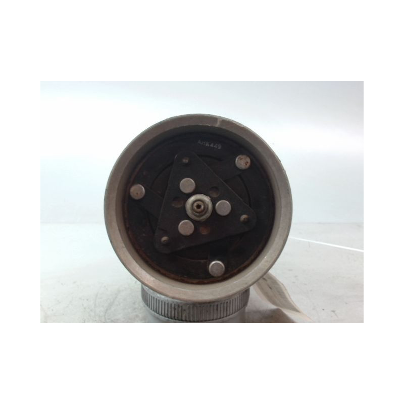 COMPRESSEUR AIR CONDITIONNE RENAULT TWINGO II Phase 2 2011-2014