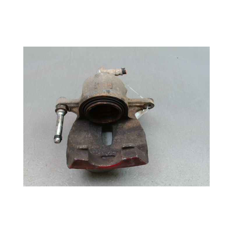 ETRIER DE FREIN AVANT DROIT TOYOTA RAV4 BREAK III Phase 1 2006-2009