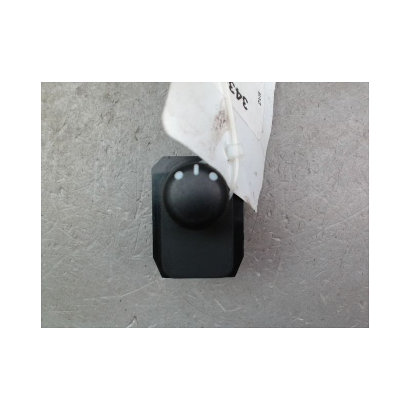 COMMANDE RETROVISSEUR EXTERIEUR ELECTRIQUE SUZUKI SWIFT III 2005-2011
