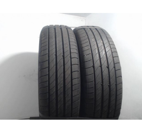 Paire de pneus MICHELIN PRIMACY 4 165 65 15 81 T