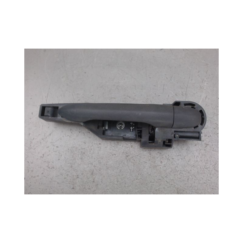 POIGNEE EXTERIEURE PORTE COULISSANTE DROIT RENAULT KANGOO