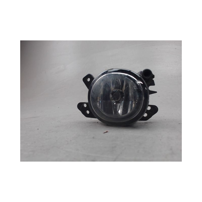 PHARE ANTIBROUILLARD AVANT DROIT MERCEDES CLASSE B