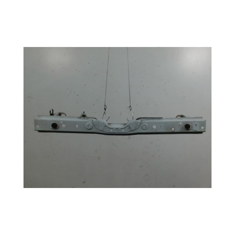 TRAVERSE SUPERIEURE ARMATURE AVANT NISSAN LEAF