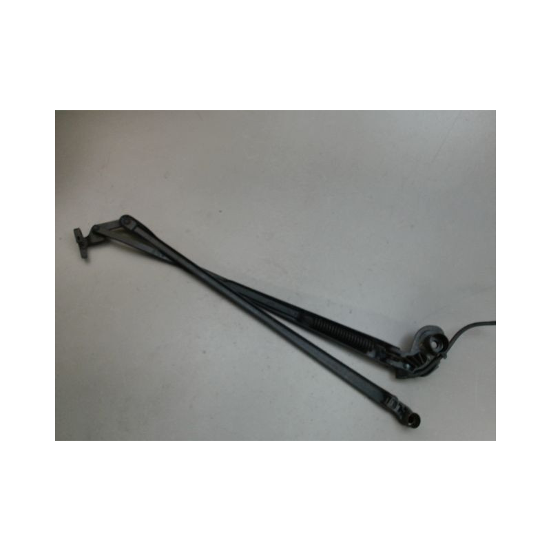 BRAS ESSUIE-GLACE AVANT TOYOTA YARIS