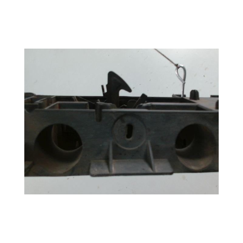 TRAVERSE SUPERIEURE ARMATURE AVANT RENAULT CLIO