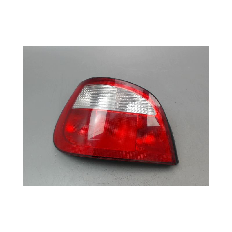 FEU ARRIERE GAUCHE  RENAULT MEGANE I Phase 2 1999-2002