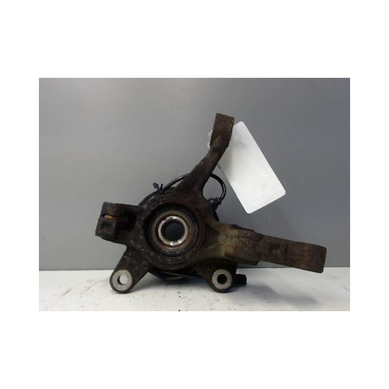 PIVOT AVANT GAUCHE FORD FIESTA