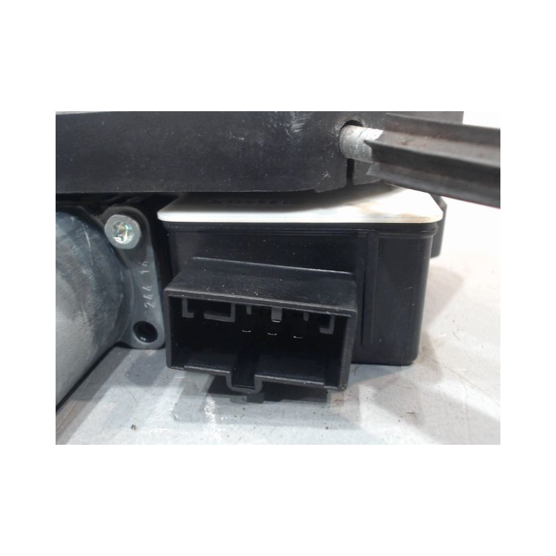 MECANISME+MOTEUR LEVE-GLACE ARRIERE DROIT VOLKSWAGEN GOLF