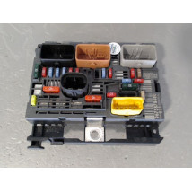 BOITE A FUSIBLES PEUGEOT 308 CC 08-11