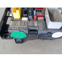 BOITE A FUSIBLES PEUGEOT 308 CC 08-11