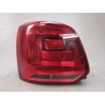 FEU ARRIERE GAUCHE  VOLKSWAGEN POLO