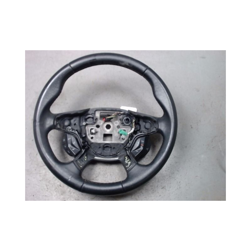VOLANT DE DIRECTION FORD FOCUS