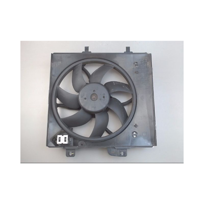 MOTEUR VENTILATEUR RADIATEUR PEUGEOT 207 2006-2013