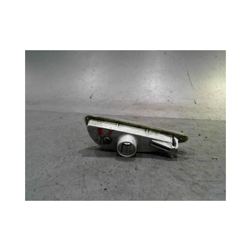 REPETITEUR AILE GAUCHE HYUNDAI I20