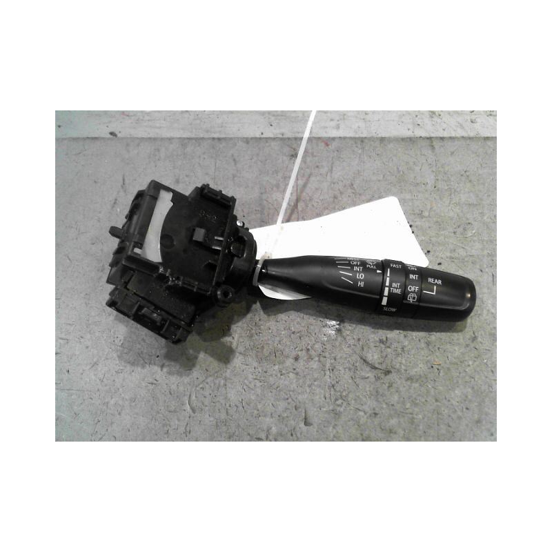 COMMANDE ESSUIE GLACE SUZUKI SWIFT