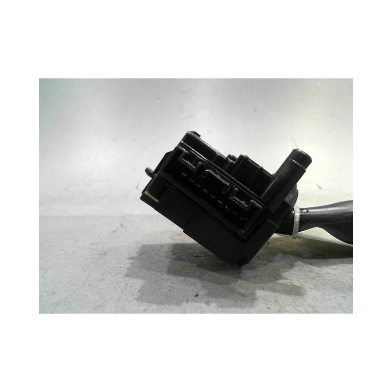 COMMANDE ESSUIE GLACE SUZUKI SWIFT