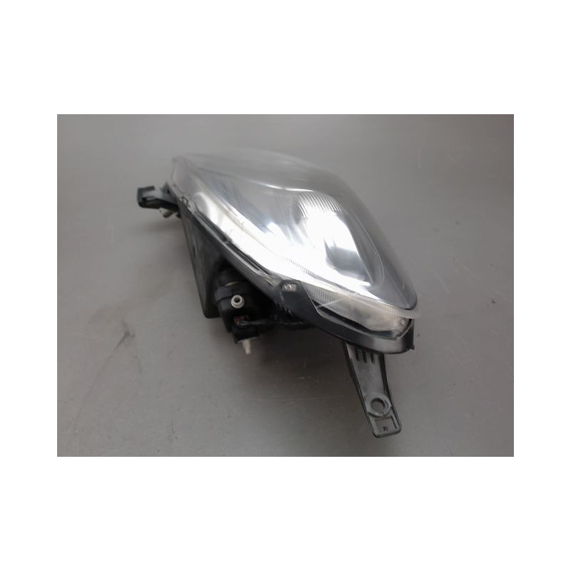 PHARE DROIT NISSAN NOTE