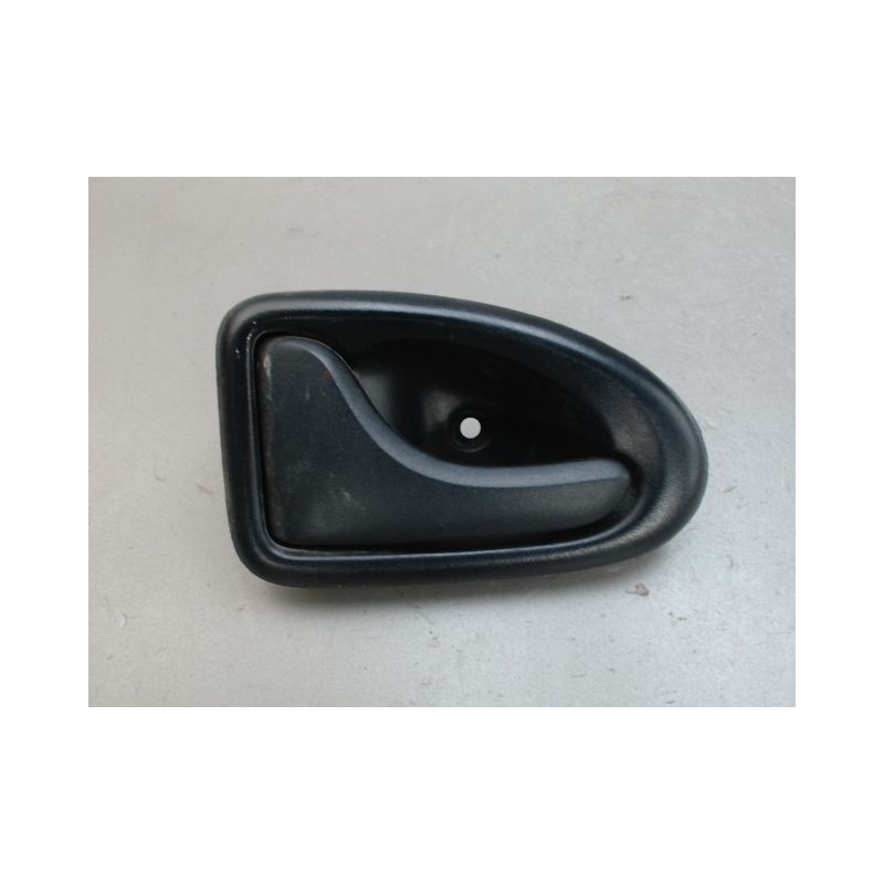 POIGNEE INTERIEURE PORTE AVANT GAUCHE RENAULT MASTER
