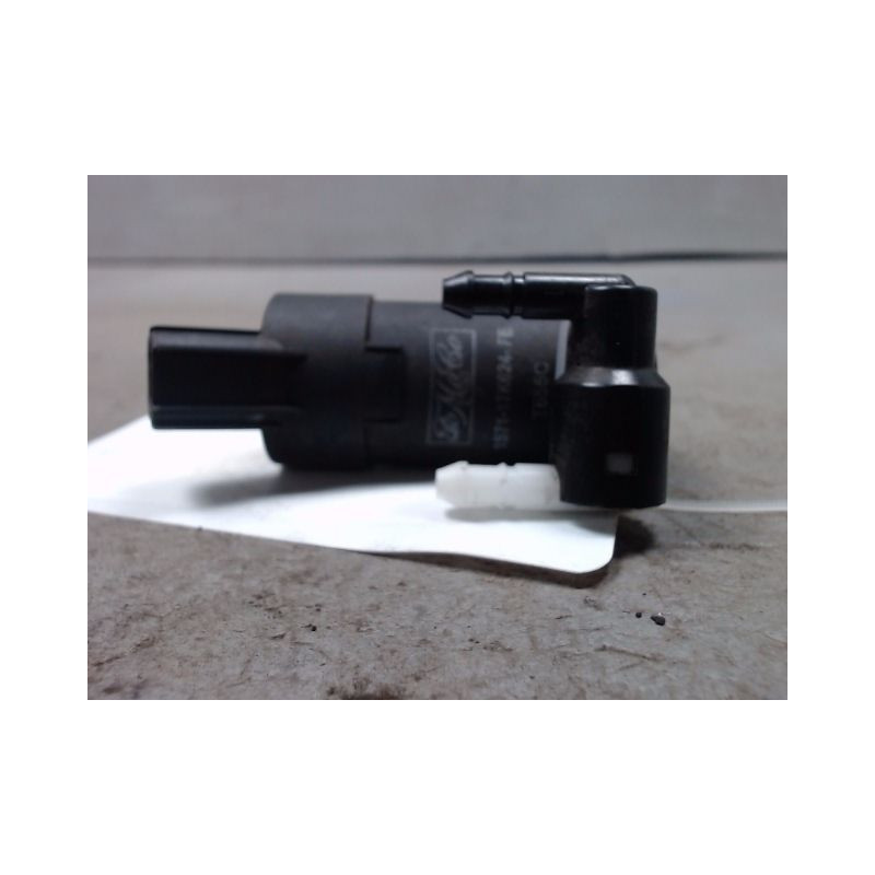 POMPE LAVE-GLACE AVANT FORD FOCUS 2008-