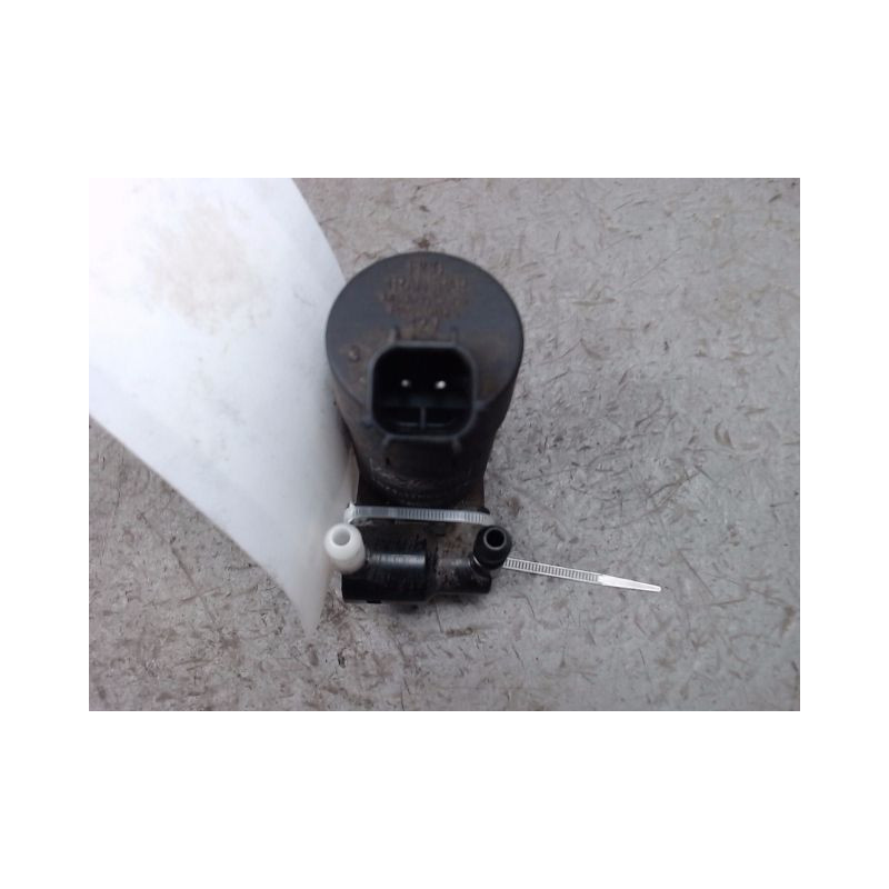 POMPE LAVE-GLACE AVANT FORD FOCUS 2008-