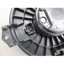 MOTEUR VENTILATEUR CHAUFFAGE TOYOTA YARIS