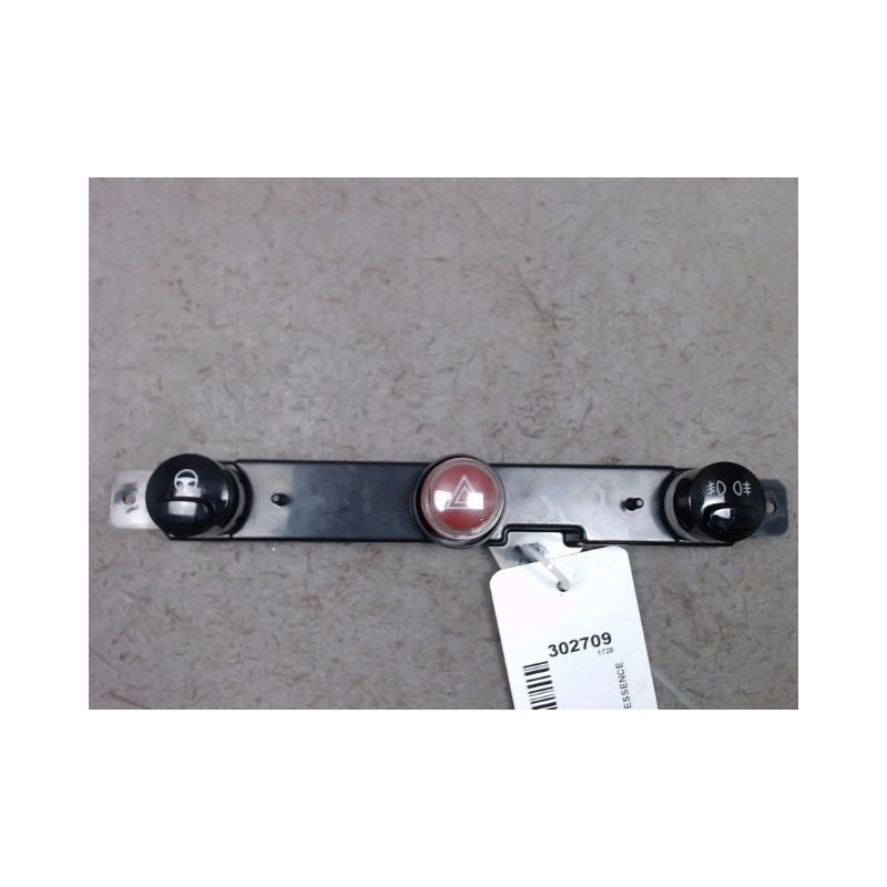 BOUTON DE WARNING FIAT 500 2007-