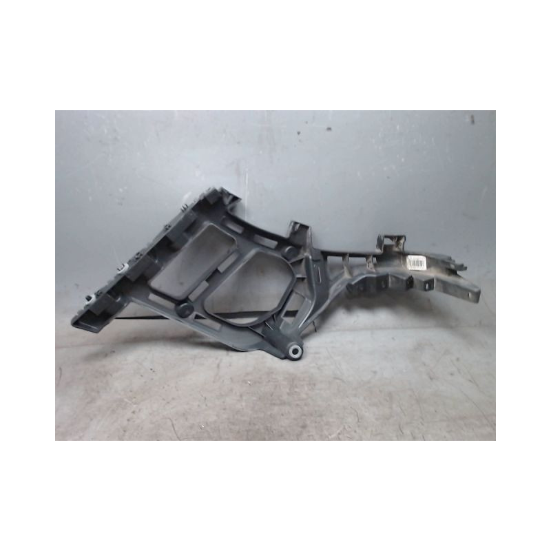 SUPPORT PARE-CHOC ARG PEUGEOT 3008