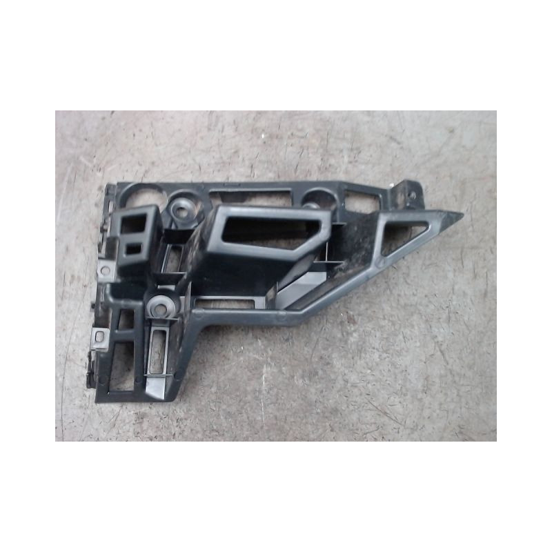 SUPPORT PARE-CHOC ARG PEUGEOT 3008