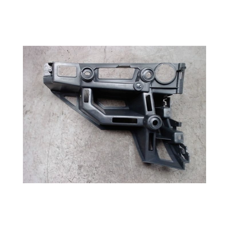 SUPPORT PARE-CHOC ARG PEUGEOT 3008