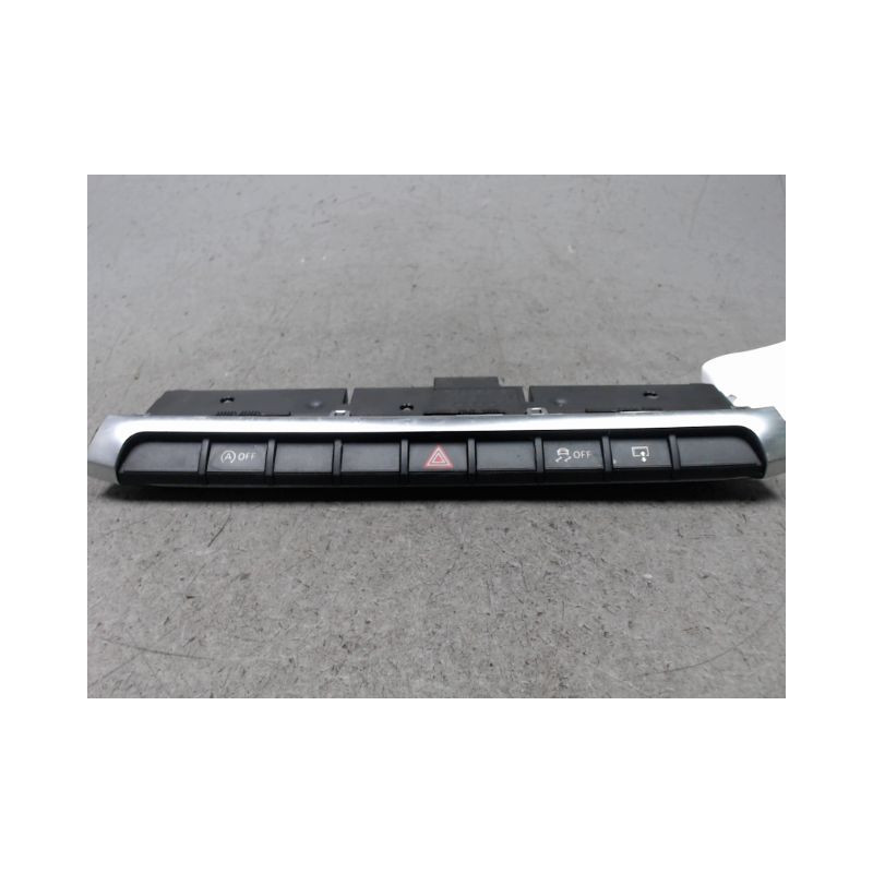BOUTON DE WARNING AUDI A3 SPORTBACK