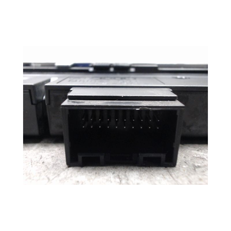 BOUTON DE WARNING AUDI A3 SPORTBACK