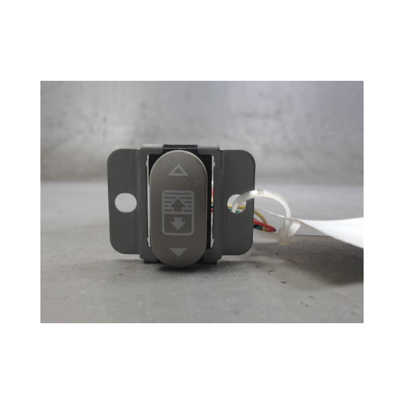 BOUTON COMMANDE TOIT OUVRANT NISSAN QASHQAI