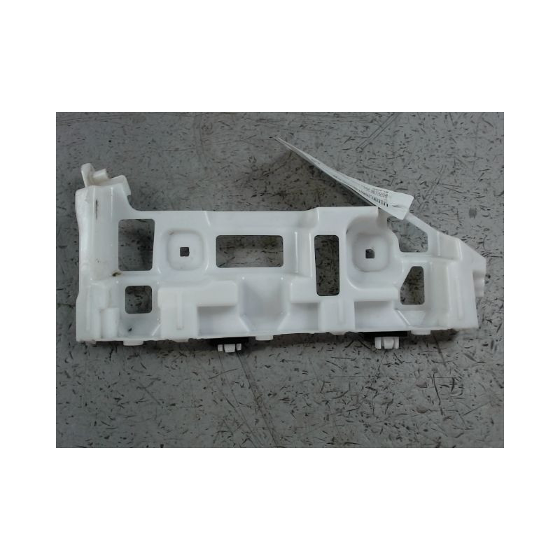 SUPPORT PARE-CHOC ARD RENAULT SCENIC
